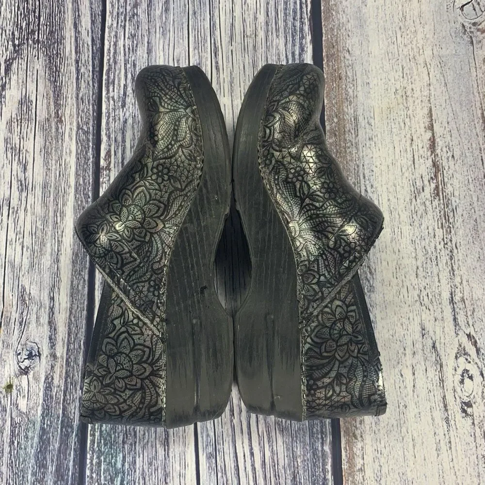 Dansko Floral Black Embossed Leather Professional Clogs Women’s 39